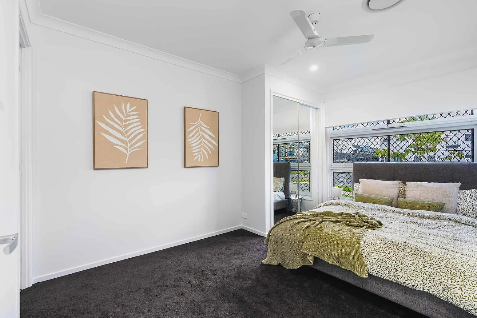 Brisbane Family House With Ensuite&Centralised A/C Doolandella Australia