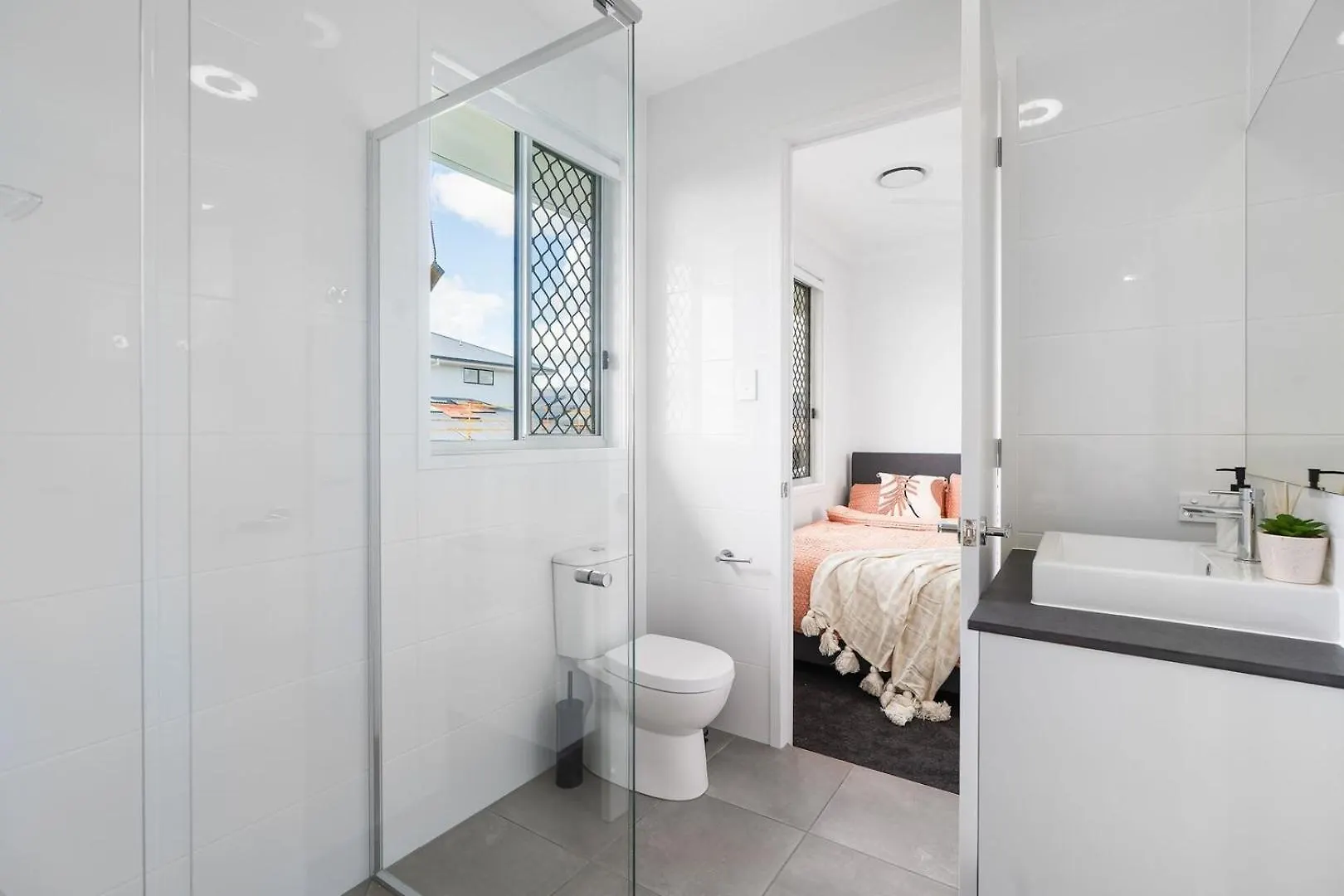 Brisbane Family House With Ensuite&Centralised A/C Doolandella Holiday home